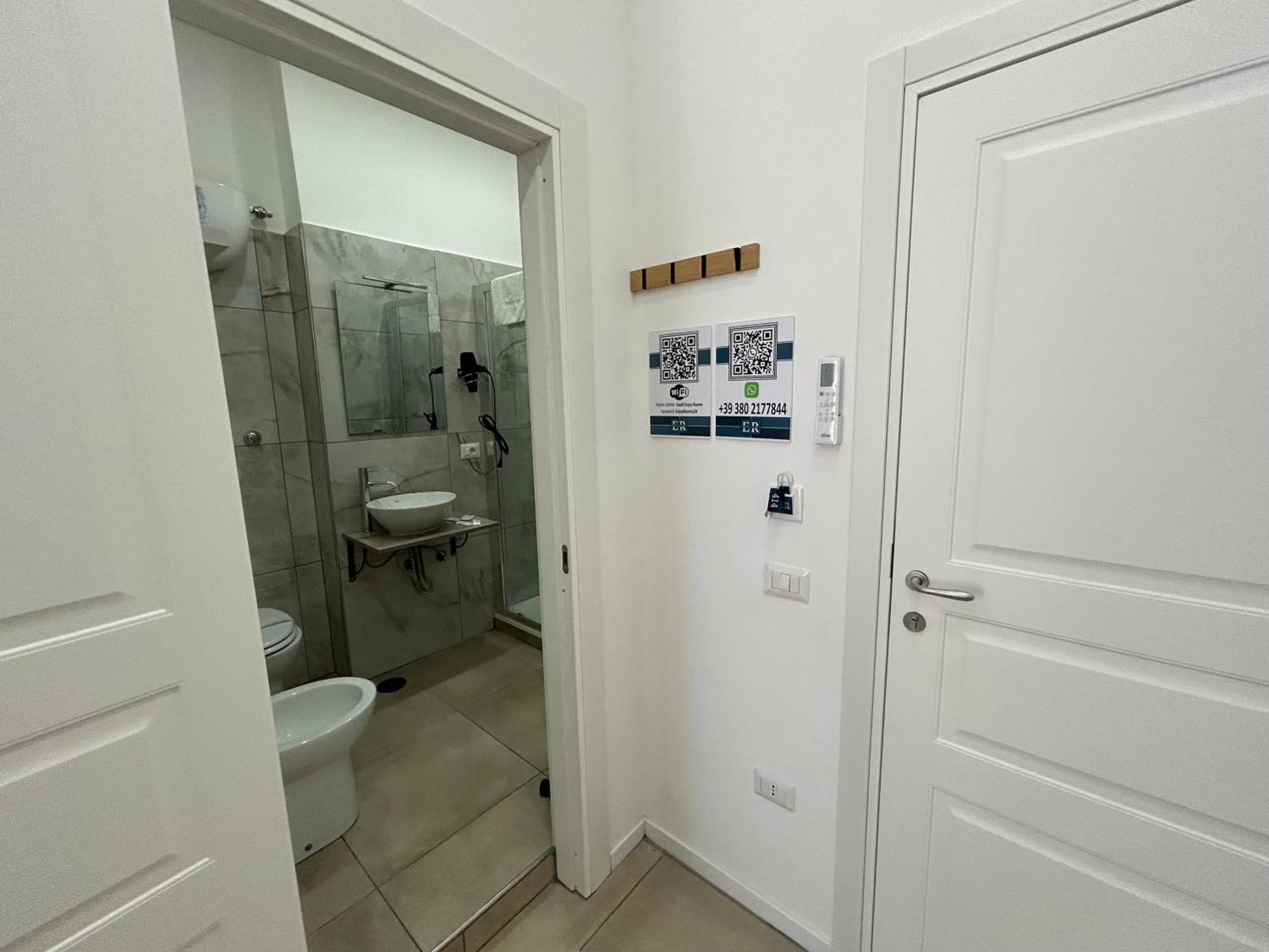 Enjoy Rooms Naples Exterior photo