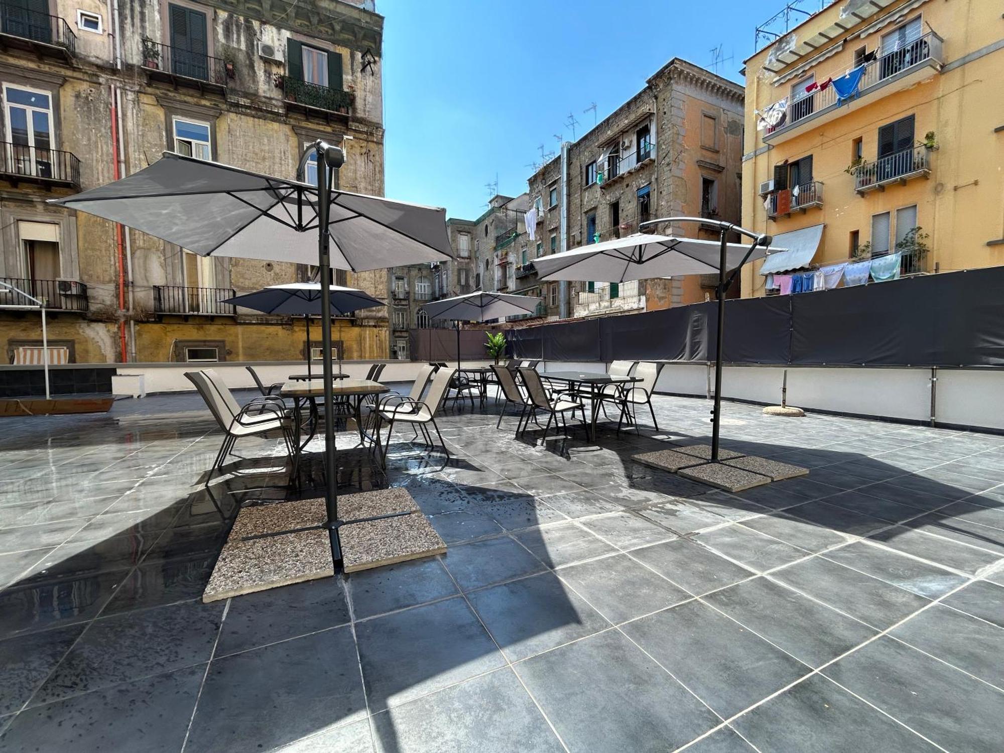 Enjoy Rooms Naples Exterior photo