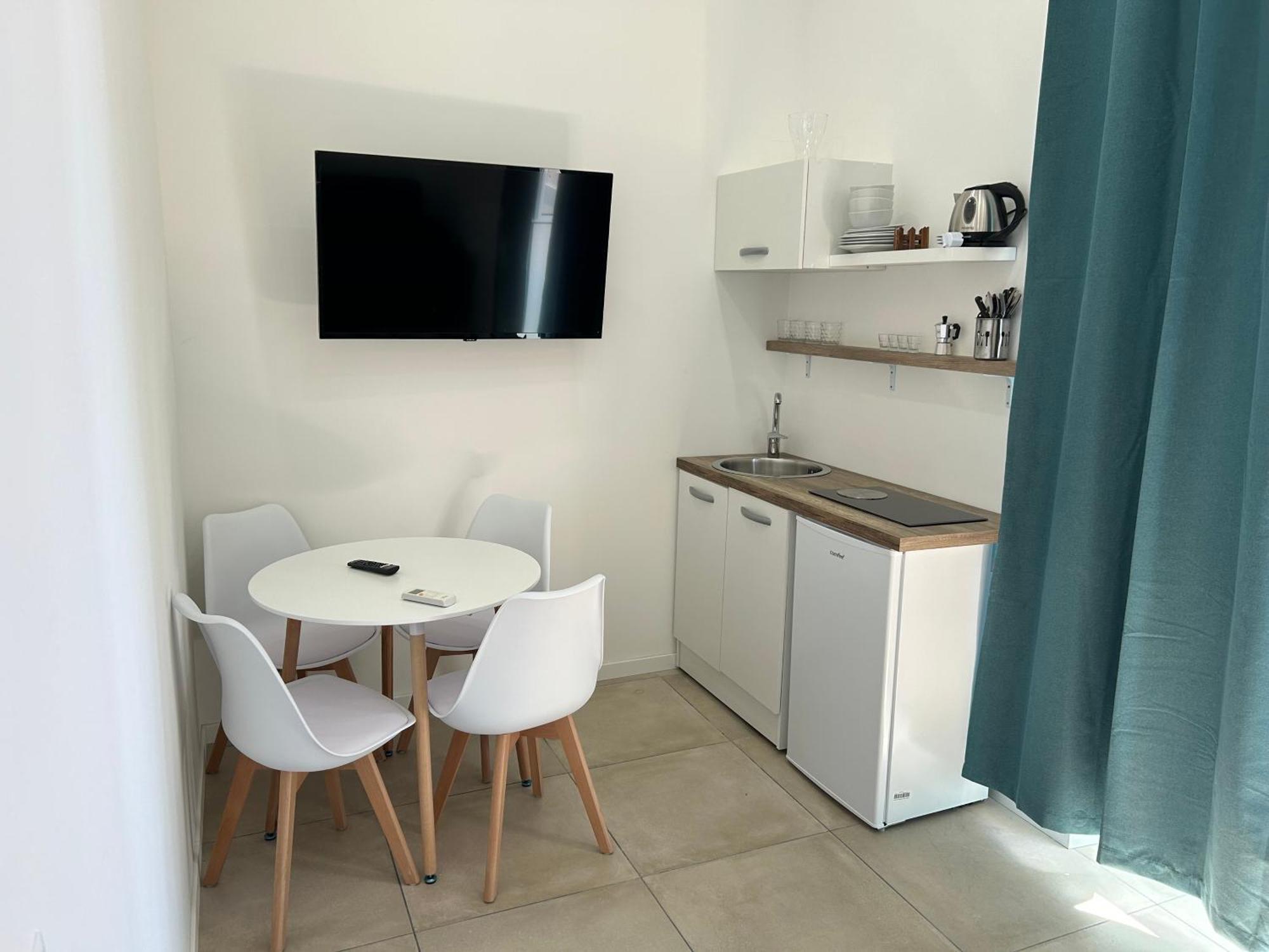 Enjoy Rooms Naples Exterior photo