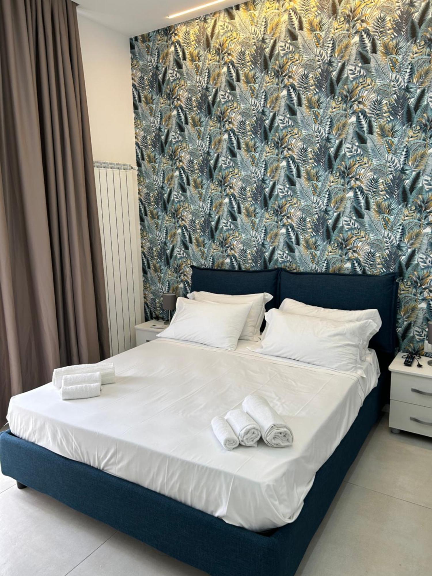 Enjoy Rooms Naples Exterior photo